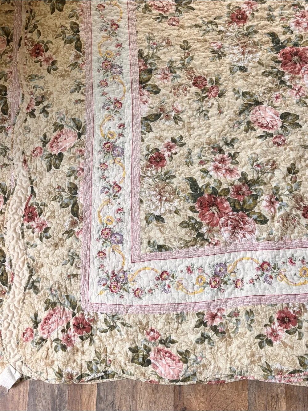 Floral Quilted F/Q Bedspread Cream Pink – Classic Country Cottage Core Style
